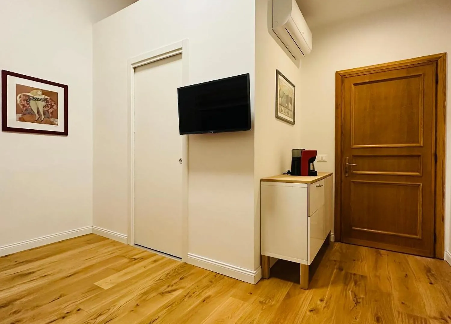 Poggi 7 Apartment Florence Italy